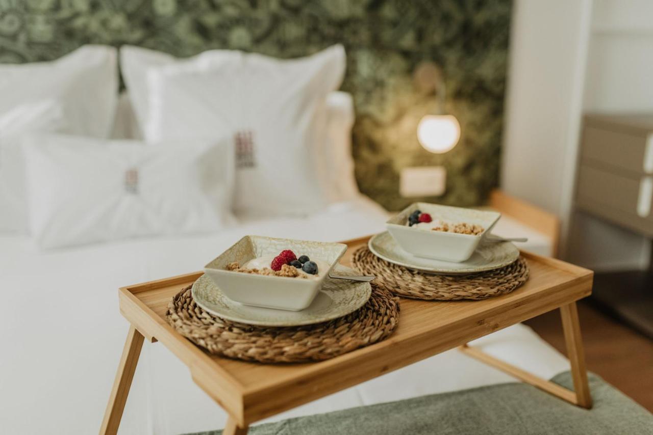 Bed and Breakfast Petit Luxe Volta Terrassa Exterior foto