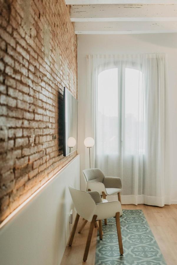 Bed and Breakfast Petit Luxe Volta Terrassa Exterior foto