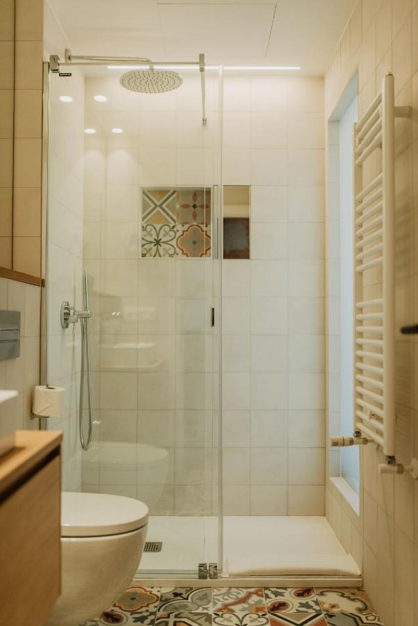 Bed and Breakfast Petit Luxe Volta Terrassa Exterior foto