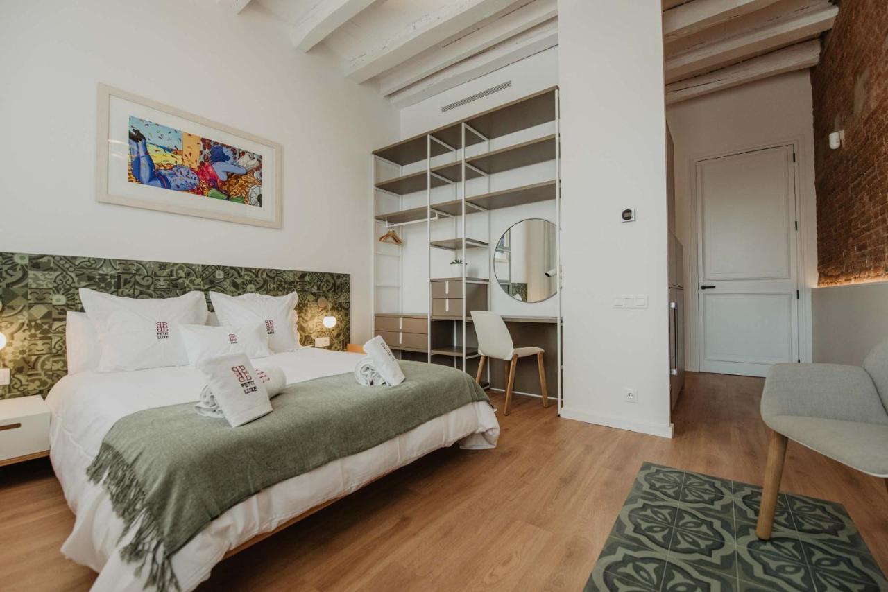 Bed and Breakfast Petit Luxe Volta Terrassa Exterior foto